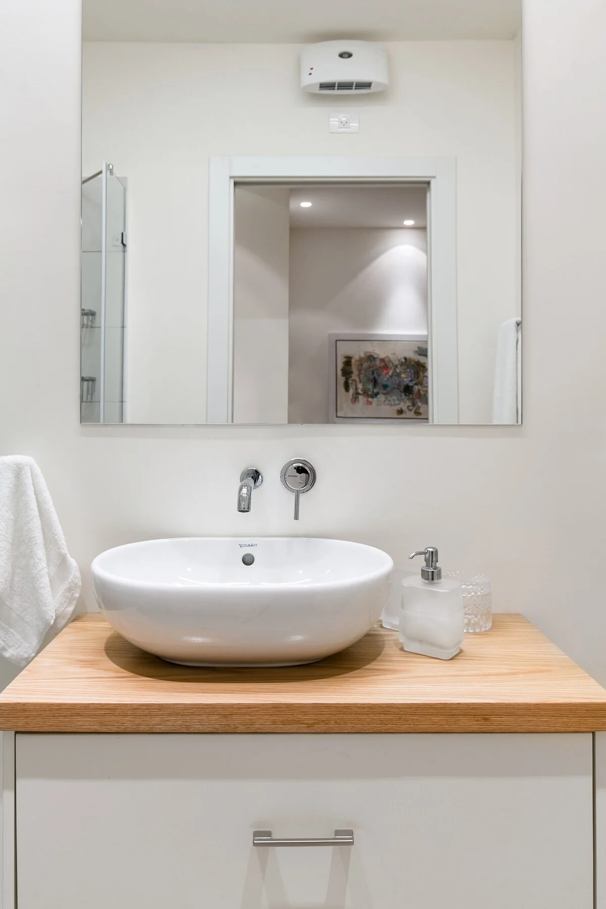 Full Bathroom 2 - Photo 3